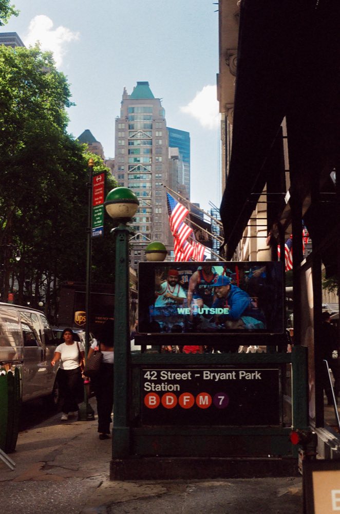42 St — Bryant Park